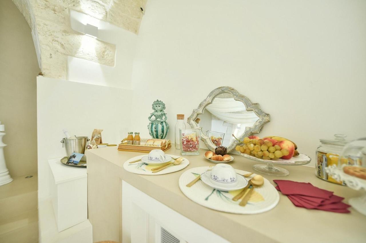 Eurydice Suite With Infinity Jacuzzi Остуни Екстериор снимка