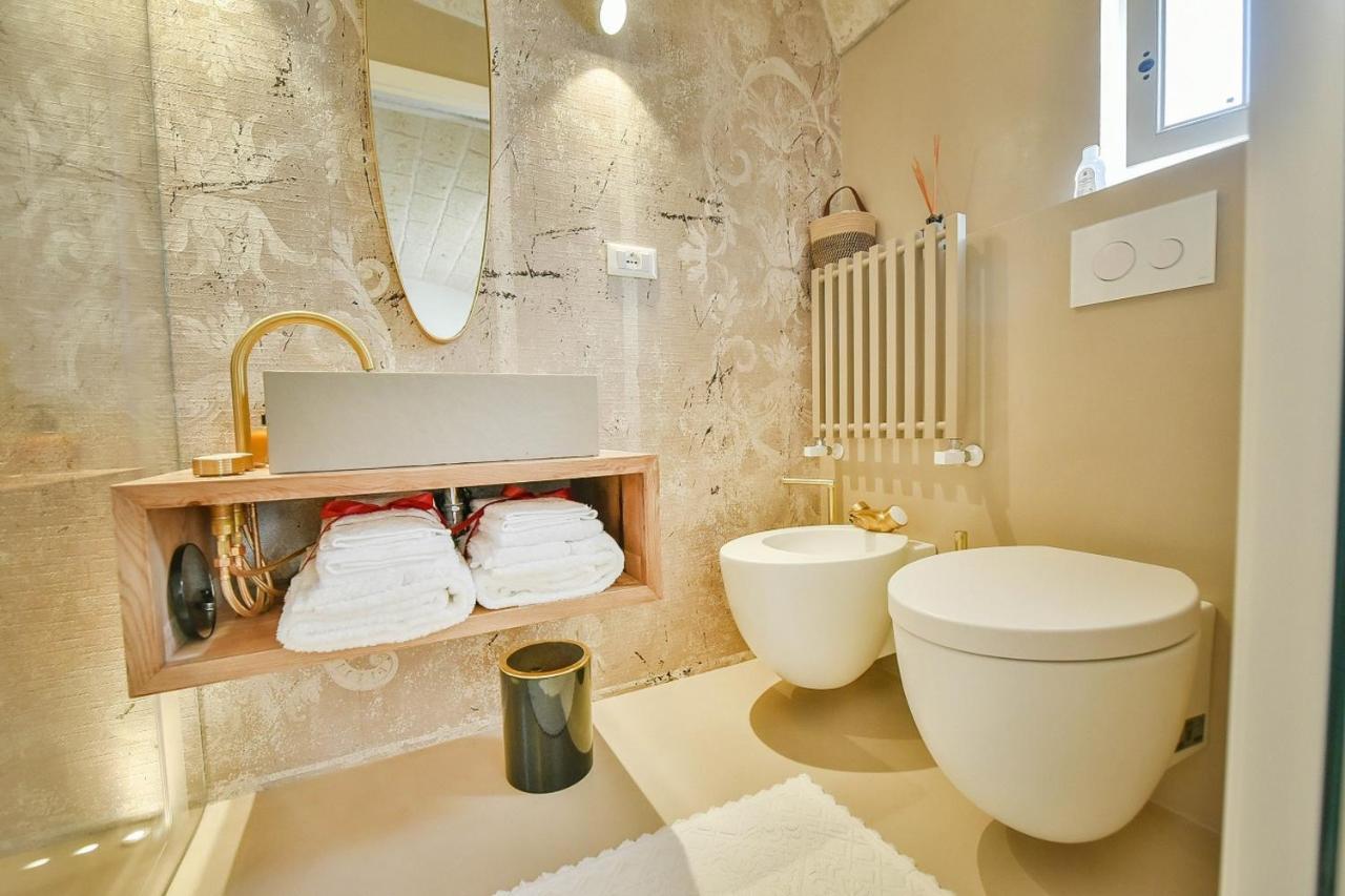 Eurydice Suite With Infinity Jacuzzi Остуни Екстериор снимка